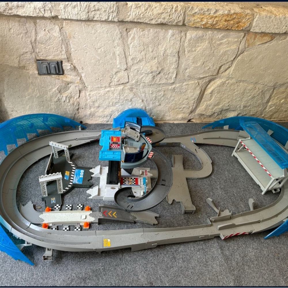 Disney and Pixar Cars Ultimate Florida Speedway Track Set